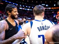 一场超级篮球赛即将进入比赛最后阶段-安博体育